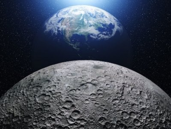 На Луне были обнаружили рукотворные 2-километровые металлические сооружения (видео)
